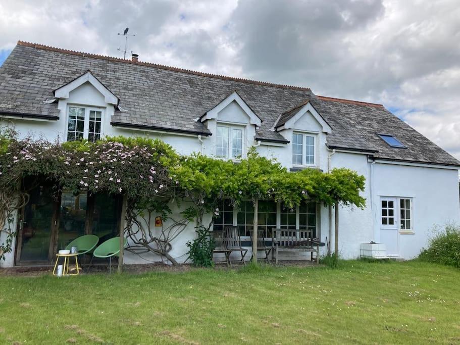 Rural Devon Retreat In Stunning Exe Valley. 埃克塞特 外观 照片